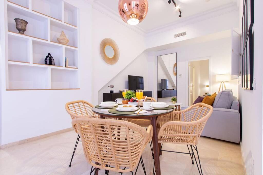 Mumu Luxury Suite Lirio Seville Luaran gambar