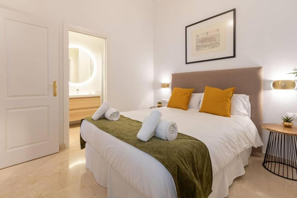 Mumu Luxury Suite Lirio Seville Luaran gambar