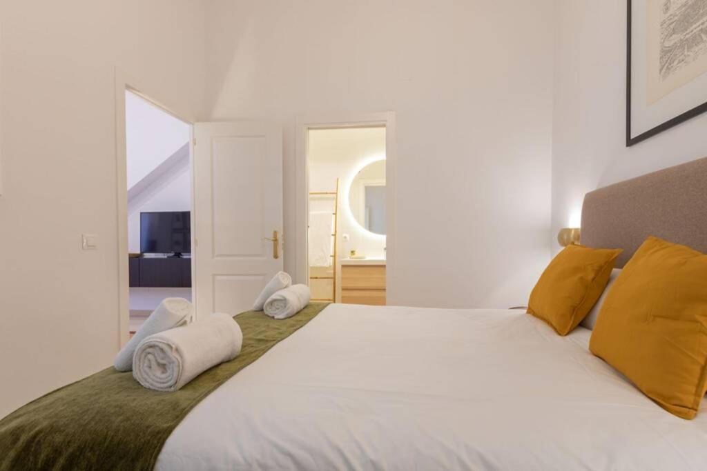 Mumu Luxury Suite Lirio Seville Luaran gambar