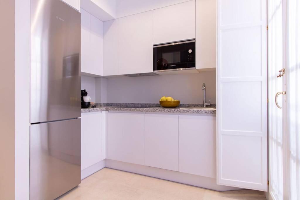 Mumu Luxury Suite Lirio Seville Luaran gambar